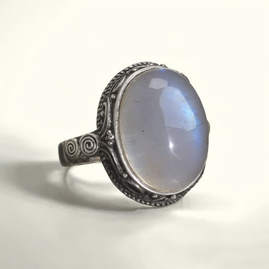 Moonlight Clarity | 925 Silver Moonstone Ring for Love & Communication