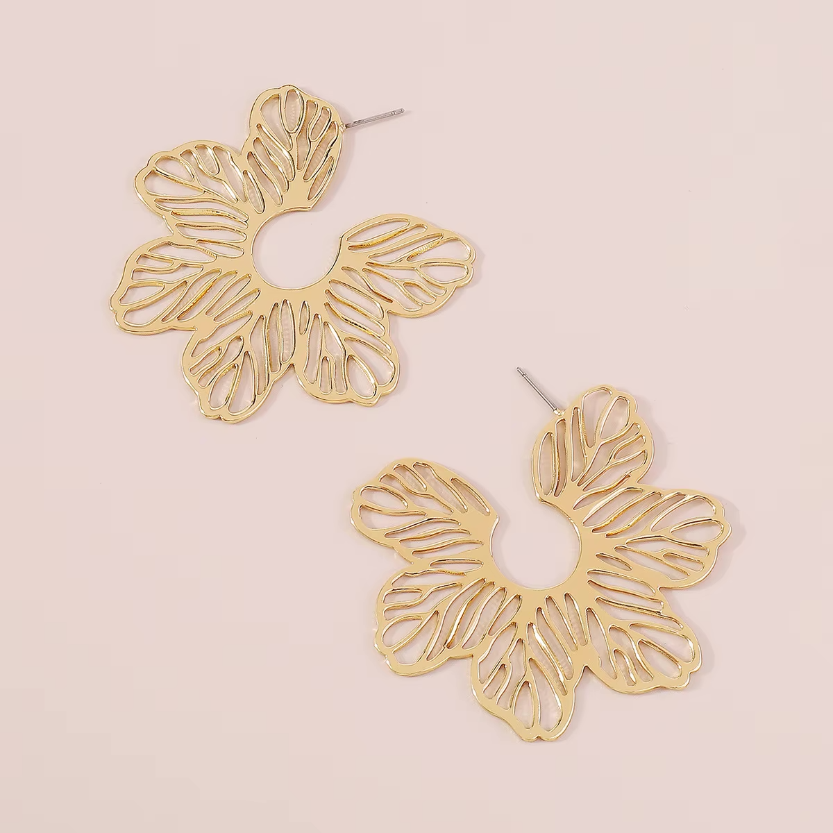 Edge Bloom | Gold Hollow Flower Statement Earrings | Metal Element-Inspired Jewelry
