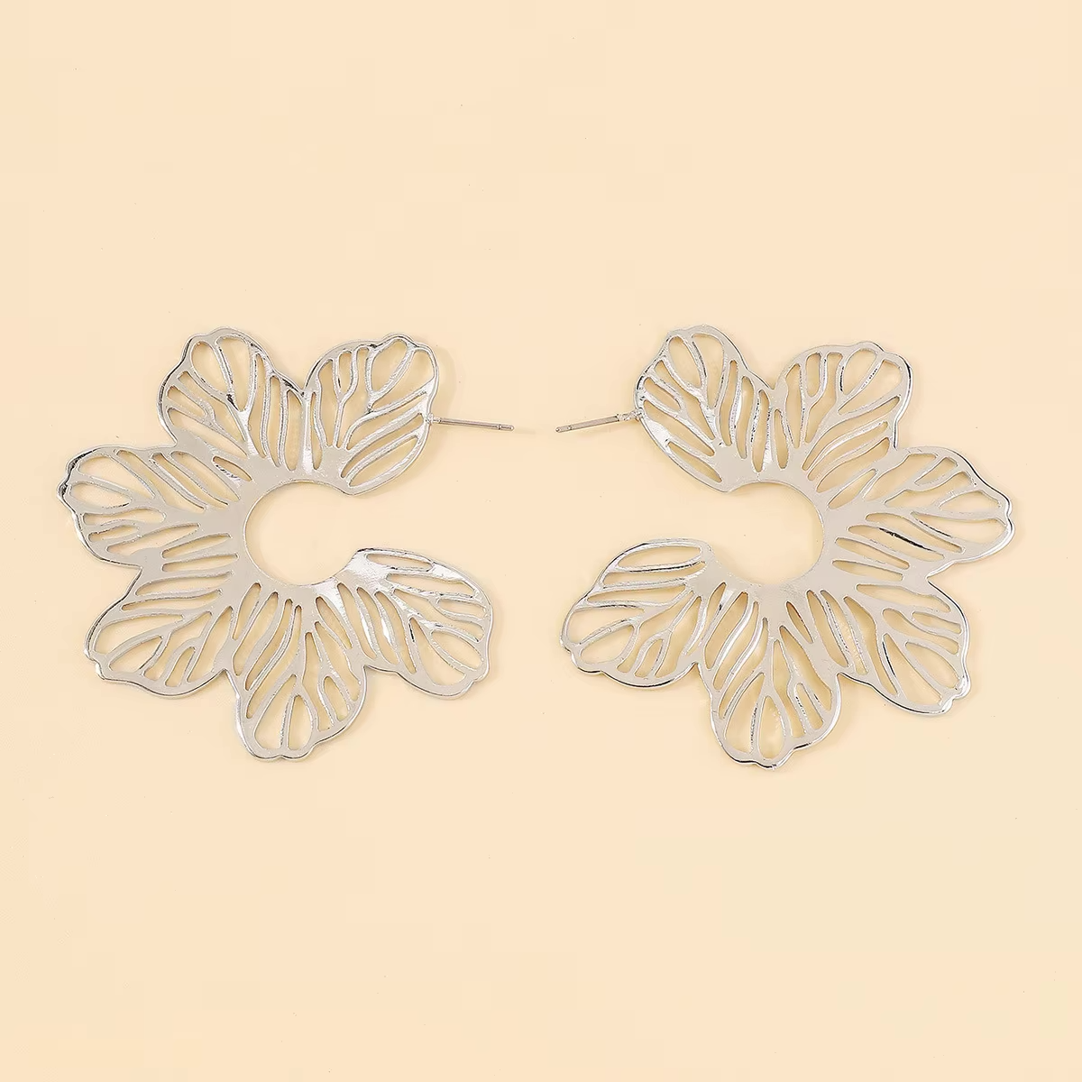 Edge Bloom | Gold Hollow Flower Statement Earrings | Metal Element-Inspired Jewelry