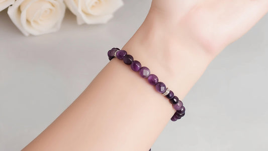 Amethyst Bracelet Guide: A Perfect Blend of Style and Spiritual Energy